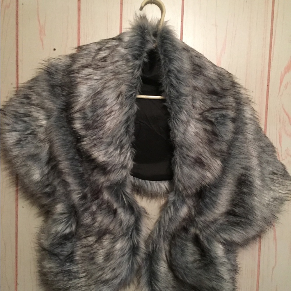 Faux fur shawl